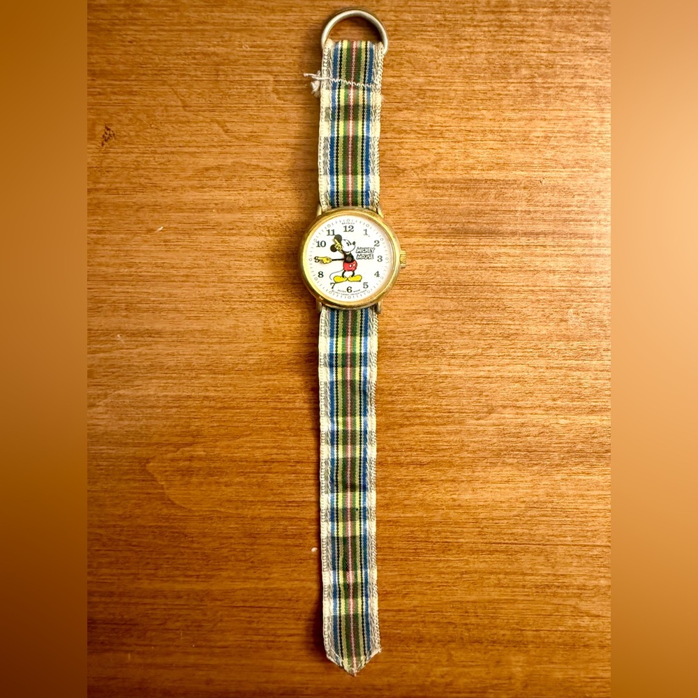 Vintage Registered Edition Mickey Mouse Watch with plaid fabric band DISNEY